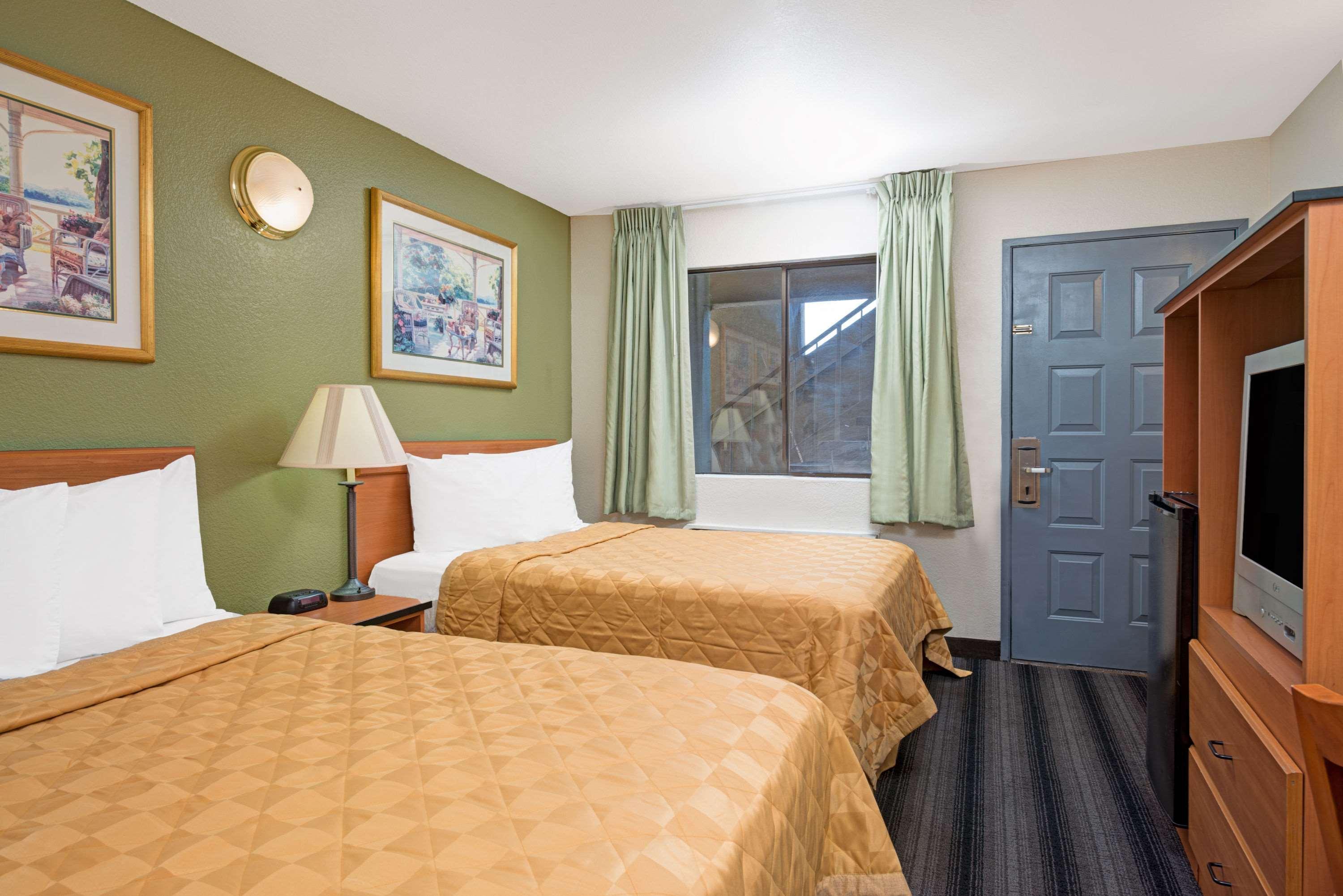 Travelodge Sacramento/Rancho Cordova Esterno foto